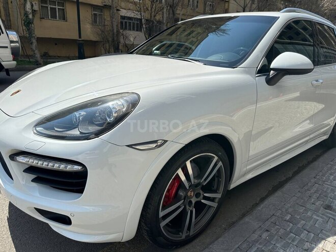 Porsche Cayenne GTS 2013, 125,000 km - 4.8 l - Bakı