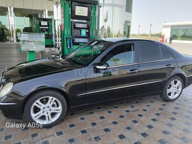 Mercedes E 240 2003, 300,000 km - 2.6 l - Beyləqan