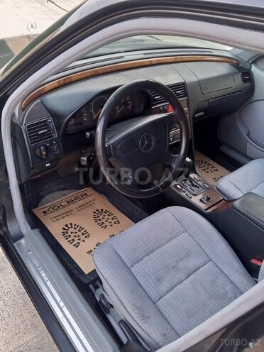 Mercedes C 200 1998, 255,000 km - 2.0 л - Bakı