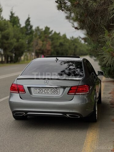 Mercedes E 220 d 2014, 239,000 km - 2.2 l - Gəncə