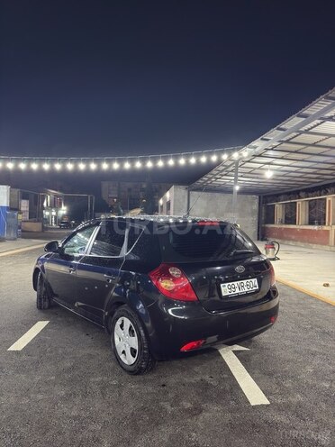 Kia Ceed 2007, 310,000 km - 1.4 л - Gəncə