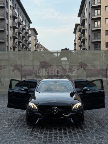 Mercedes E 220 d 2017, 135,000 km - 2.0 l - Bakı