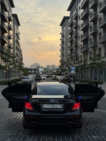Mercedes E 220 d 2017, 135,000 km - 2.0 l - Bakı