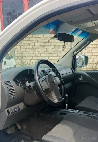 Nissan Navara 2014, 360,000 km - 2.5 l - Bakı