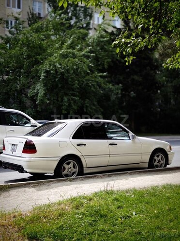 Mercedes C 200 1998, 320,000 km - 2.0 л - Bakı
