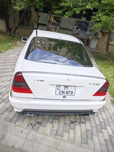 Mercedes C 200 1998, 320,000 km - 2.0 л - Bakı
