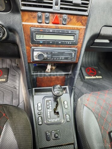Mercedes C 200 1998, 320,000 km - 2.0 л - Bakı