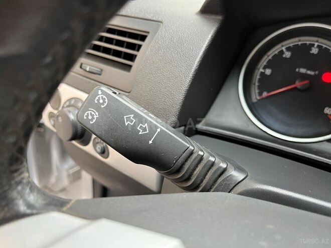 Opel Astra 2009, 233,000 km - 1.3 l - Bakı