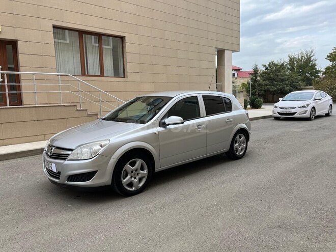 Opel Astra 2009, 233,000 km - 1.3 l - Bakı
