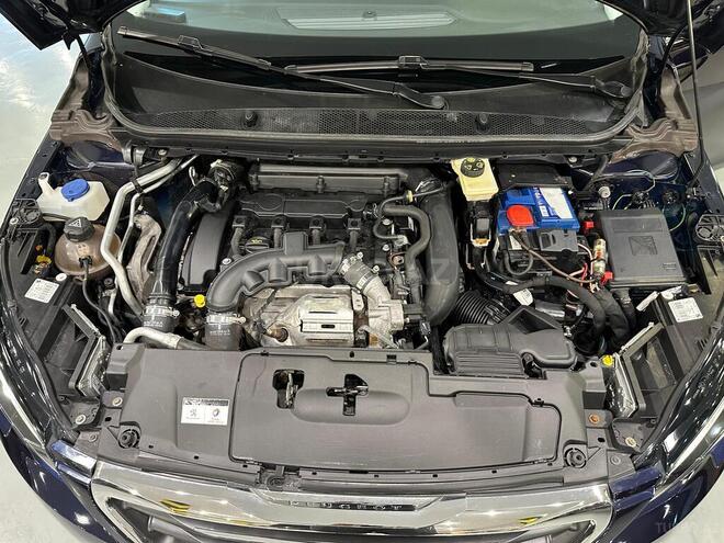 Peugeot 308 2016, 105,000 km - 1.6 l - Bakı