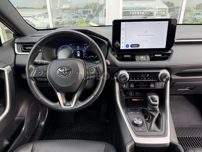 Toyota RAV4-10