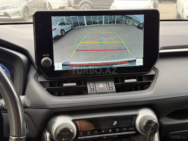 Toyota RAV4-17