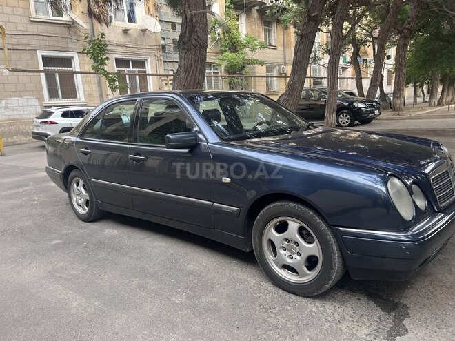 Mercedes E 220 d 1998, 560,000 km - 2.2 л - Bakı