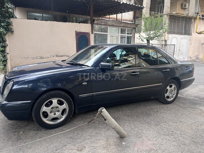 Mercedes E 220 d 1998, 560,000 km - 2.2 л - Bakı