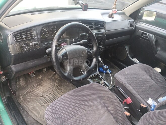 Volkswagen Golf 1995, 200,000 km - 2.0 l - Bakı