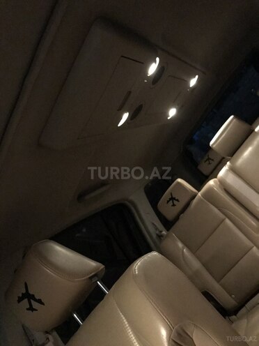 Nissan Armada-3