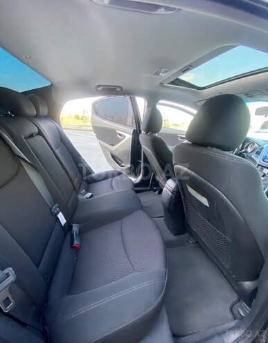 Hyundai Elantra 2015, 220,480 km - 1.8 l - Bakı