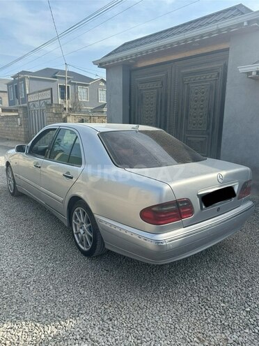 Mercedes E 240 1998, 428,000 km - 2.4 l - Bakı