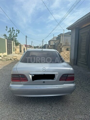 Mercedes E 240 1998, 428,000 km - 2.4 l - Bakı
