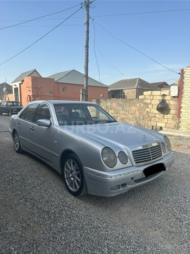 Mercedes E 240 1998, 428,000 km - 2.4 l - Bakı