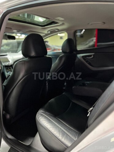 Hyundai Elantra 2013, 177,007 km - 1.8 l - Sumqayıt