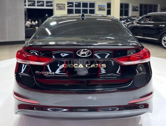Hyundai Elantra 2018, 128,748 km - 2.0 l - Sumqayıt