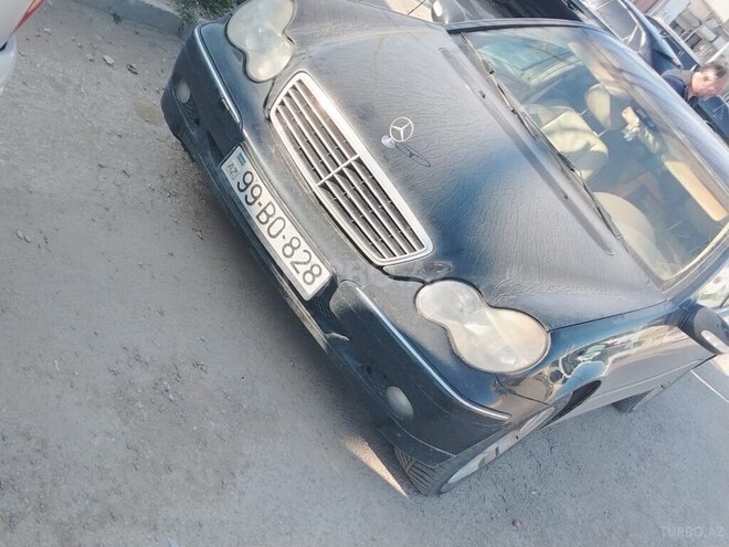 Mercedes C 240 2002, 138,568 km - 2.4 l - Bakı