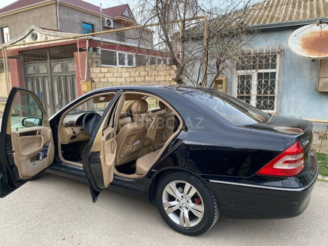 Mercedes C 240 2002, 138,568 km - 2.4 l - Bakı