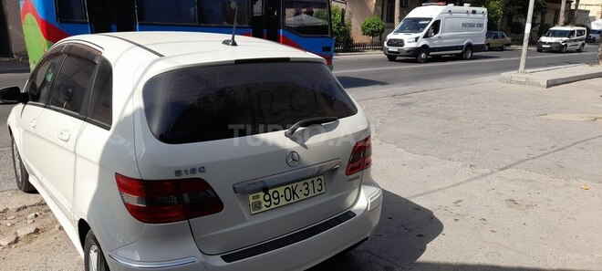 Mercedes B 180 2009, 220,000 km - 1.7 l - Bakı