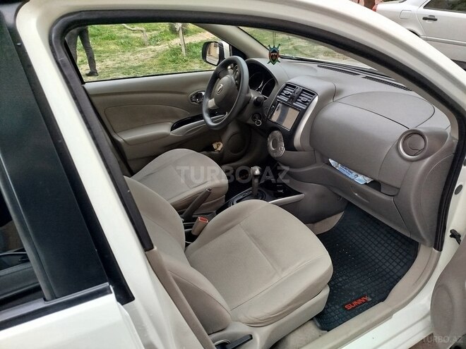 Nissan Sunny 2013, 190,000 km - 1.5 л - Bakı