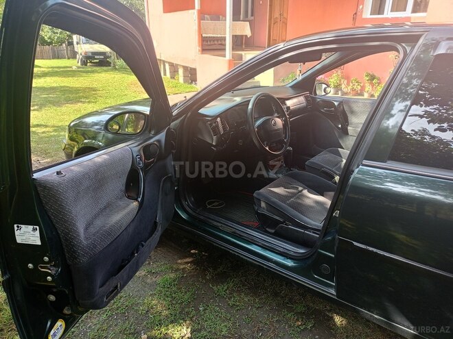 Opel Vectra 1997, 376,000 km - 2.0 l - Zaqatala