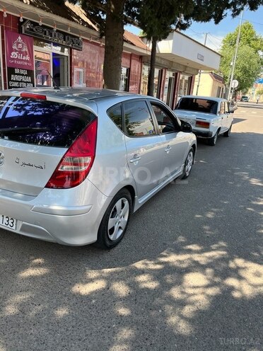 Hyundai i30 2010, 222,000 km - 1.6 л - Tovuz