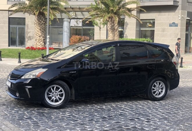 Toyota Prius V 2012, 288,000 km - 1.8 l - Bakı
