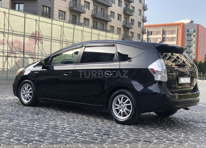 Toyota Prius V 2012, 288,000 km - 1.8 l - Bakı