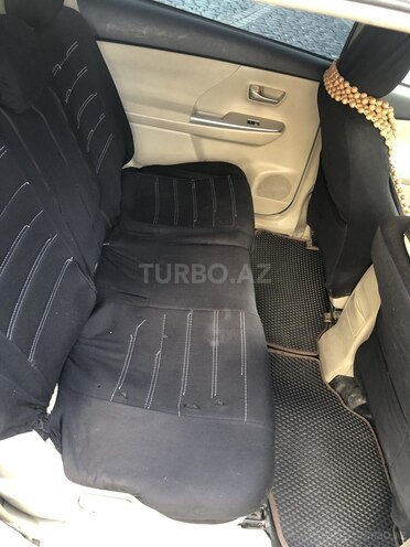 Toyota Prius V 2012, 288,000 km - 1.8 l - Bakı