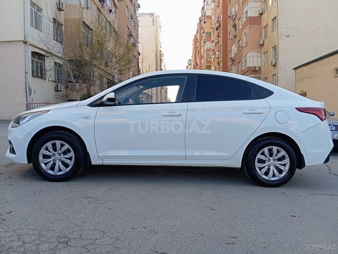 Hyundai Accent 2018, 159,000 km - 1.4 l - Bakı