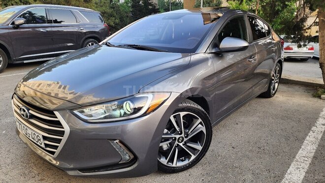Hyundai Elantra 2018, 98,000 km - 2.0 l - Bakı