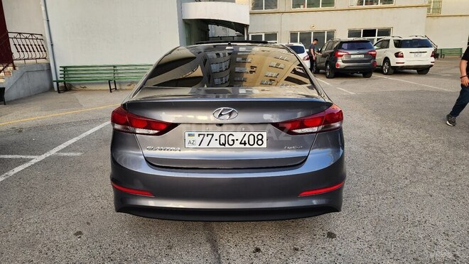 Hyundai Elantra 2018, 98,000 km - 2.0 l - Bakı