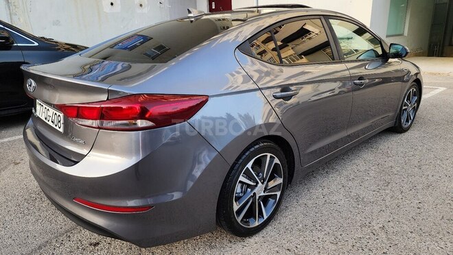 Hyundai Elantra 2018, 98,000 km - 2.0 l - Bakı
