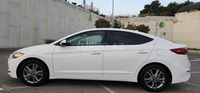 Hyundai Elantra 2017, 131,000 km - 2.0 l - Bakı