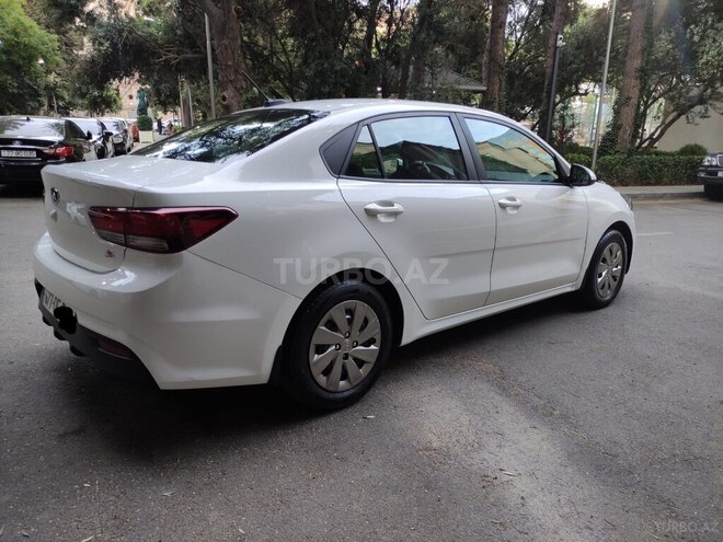Kia Rio 2018, 120,000 km - 1.6 l - Bakı