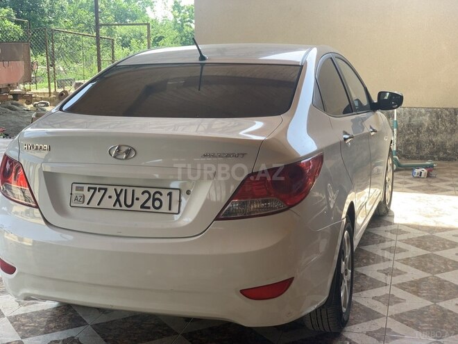 Hyundai Accent 2013, 210,000 km - 1.4 l - Bakı