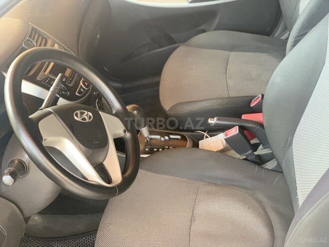 Hyundai Accent 2013, 210,000 km - 1.4 l - Bakı