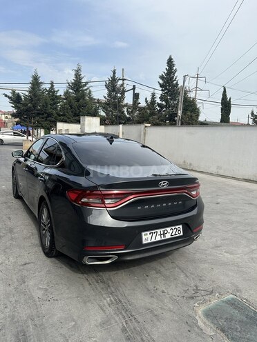 Hyundai Grandeur 2017, 240,000 km - 2.2 л - Bakı