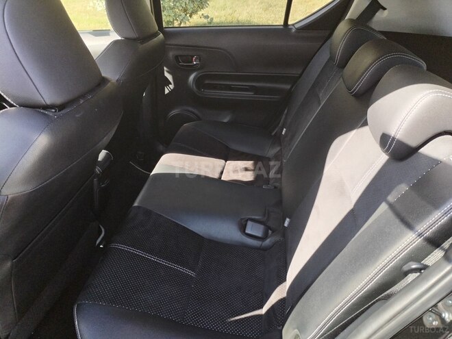 Toyota Aqua 2016, 37,927 km - 1.5 l - Bakı