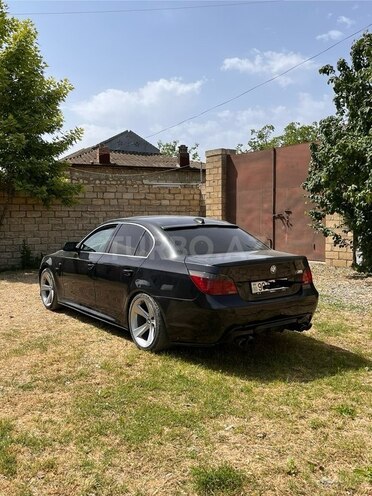 BMW 525 2007, 300,000 km - 2.5 l - Bakı