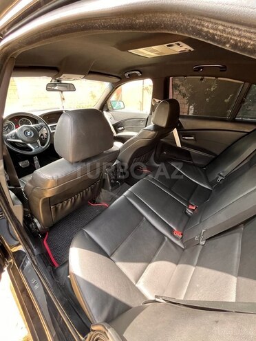 BMW 525 2007, 300,000 km - 2.5 l - Bakı