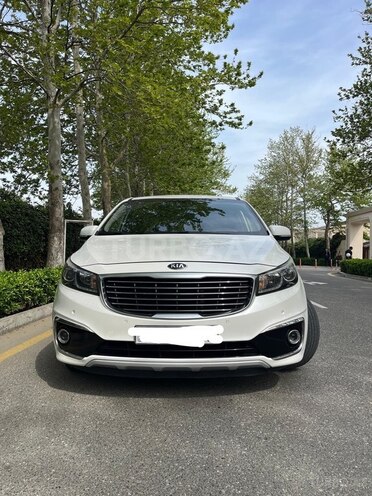 Kia Carnival 2015, 300,000 km - 2.2 l - Bakı