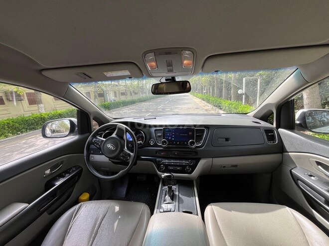 Kia Carnival 2015, 300,000 km - 2.2 l - Bakı
