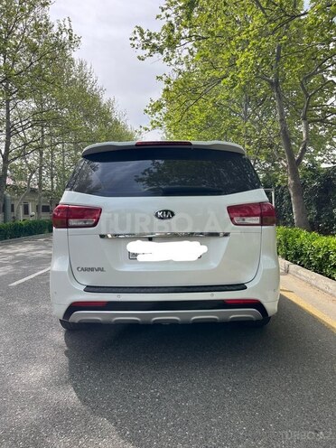 Kia Carnival 2015, 300,000 km - 2.2 l - Bakı